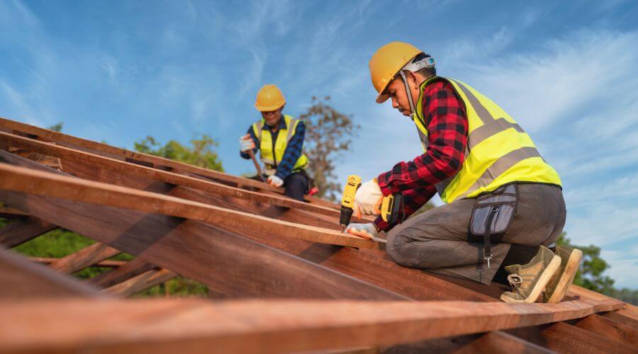 Professional gutter cleaning in Laurens, SC